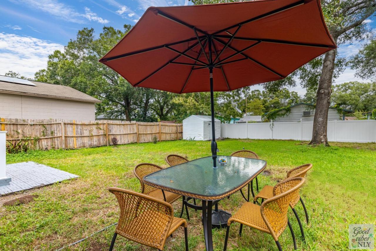The Good Vibes Only Cottage Tampa Exterior foto